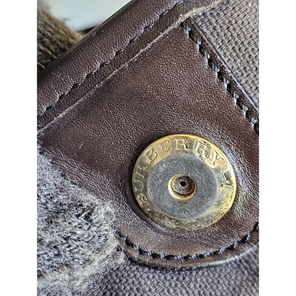 Burberry Medium Haymarket Check Tote - Picture 9 of 11